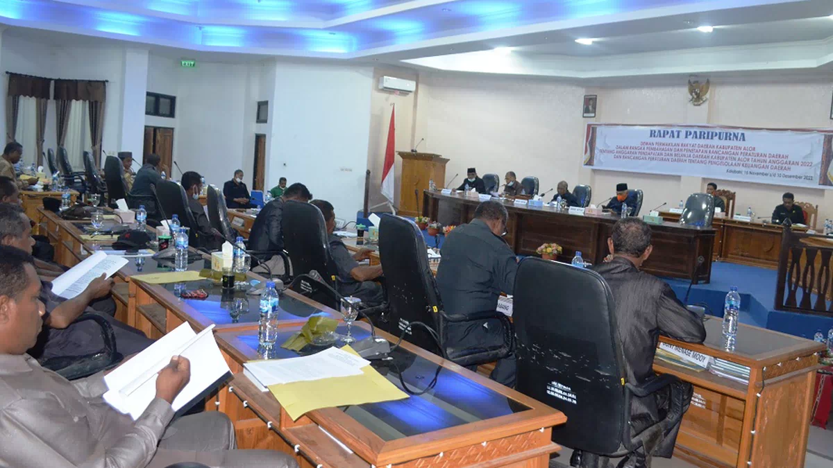 Rapat Gabungan Komisi DPRD Alor Terkait RAPBD 2022 Tanpa Komisi III. Bupati: Lembaga Itu Punya Mekanisme