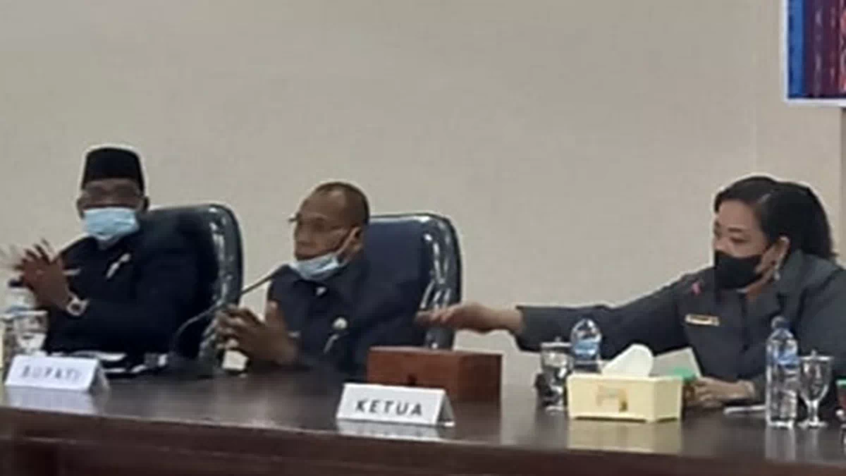 Dalam Paripurna DPRD, Bupati Alor Refleksikan Dinamika 2021 dan Harapannya di 2022