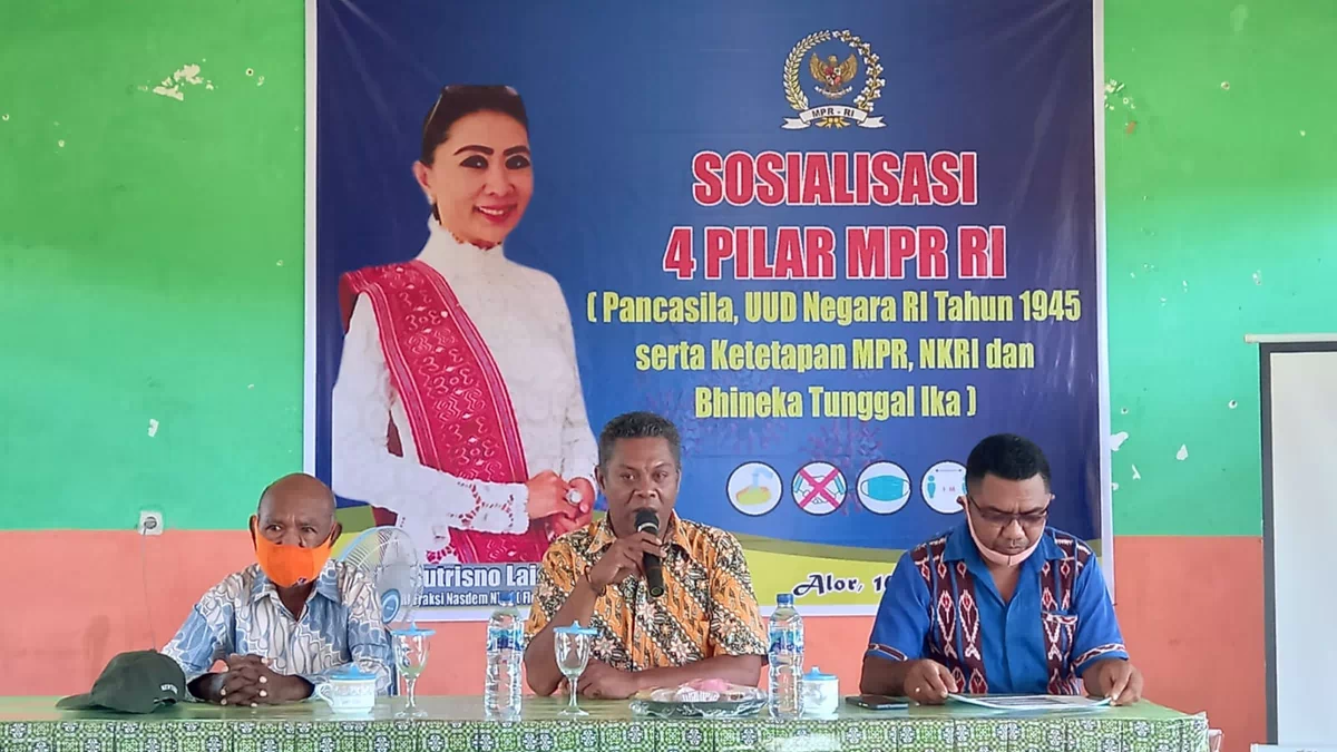 Julie Laiskodat Sosialisasi 4 Pilar di Kabola-Alor. Mantaon Juga Bicara Pemilu 2024