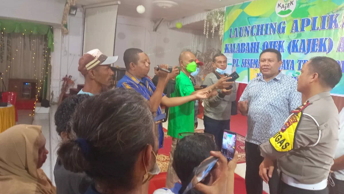 KAJEK Alor, Persembahan Alvons Gorang,Cs Untuk Masyarakat Nusa Kenari