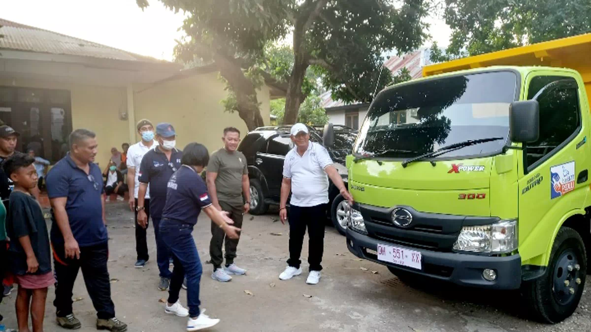Bank NTT Serahkan CSR Truk Sampah, dan Modem Pasar Digital dari BI Untuk Pemkab Alor