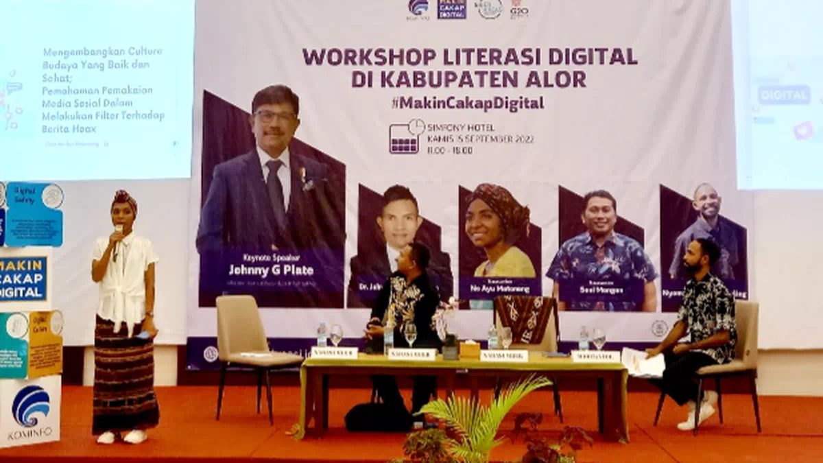 Workshop Literasi Digital, Pemateri Nilai Mahasiswa di Alor Tidak Produktif Gunakan Medsos, Lebih Baik Mama-mama di Waisika