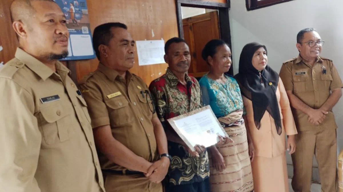 Kobus Maure, Gawangi Santelda Alor Sejak CPNS Hingga Pensiun