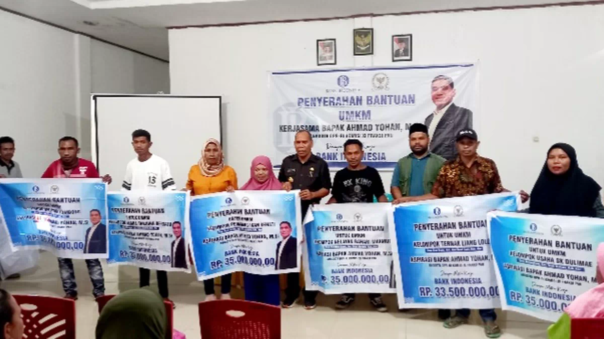 Komisi XI DPR RI dan BI Kucurkan Bantuan UMKM di Alor