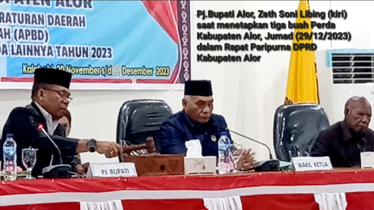 Pj.Bupati Alor Tetapkan Perda APBD 2024. Boli: Jangan Lagi Tergeser Kepentingan Lain