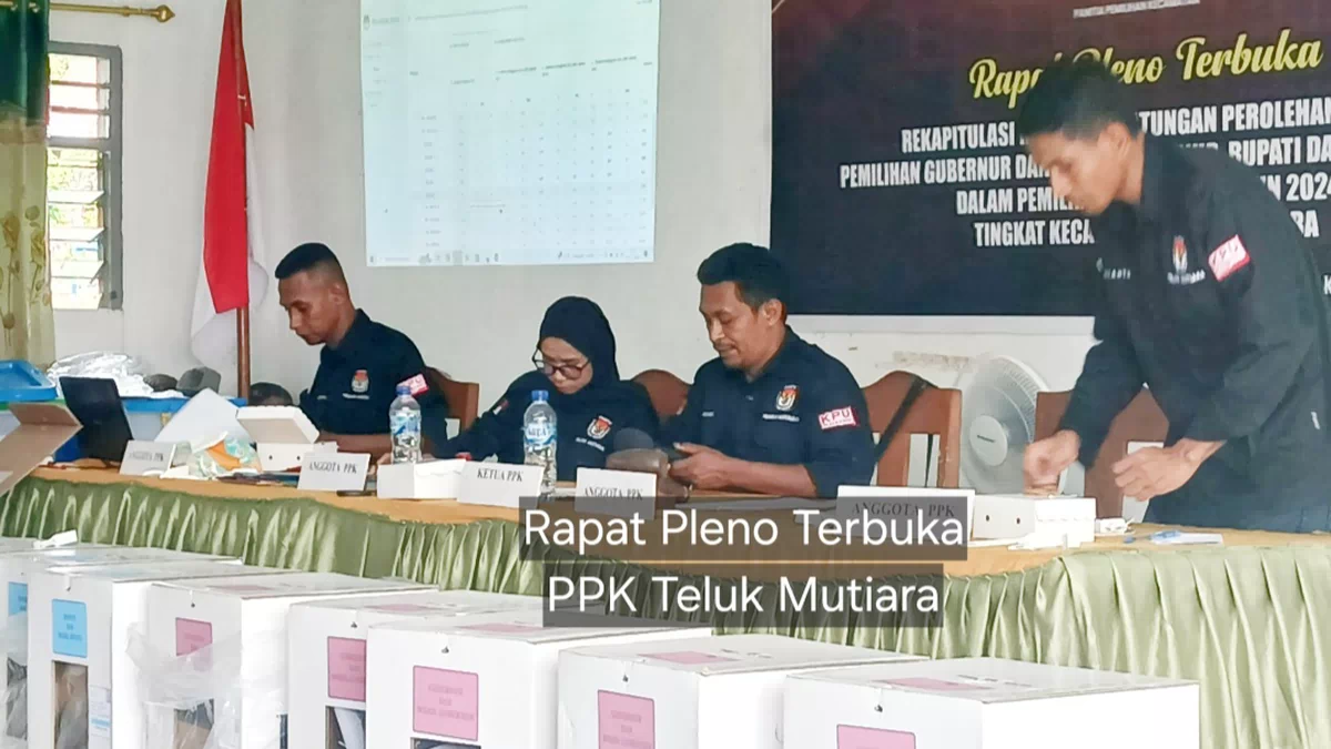 PPK Mulai Pleno Rekapitulasi Hasil Pilkada 2024. PPK TM: Sejauh Ini Tak Ada Debat Soal Selisi Angka