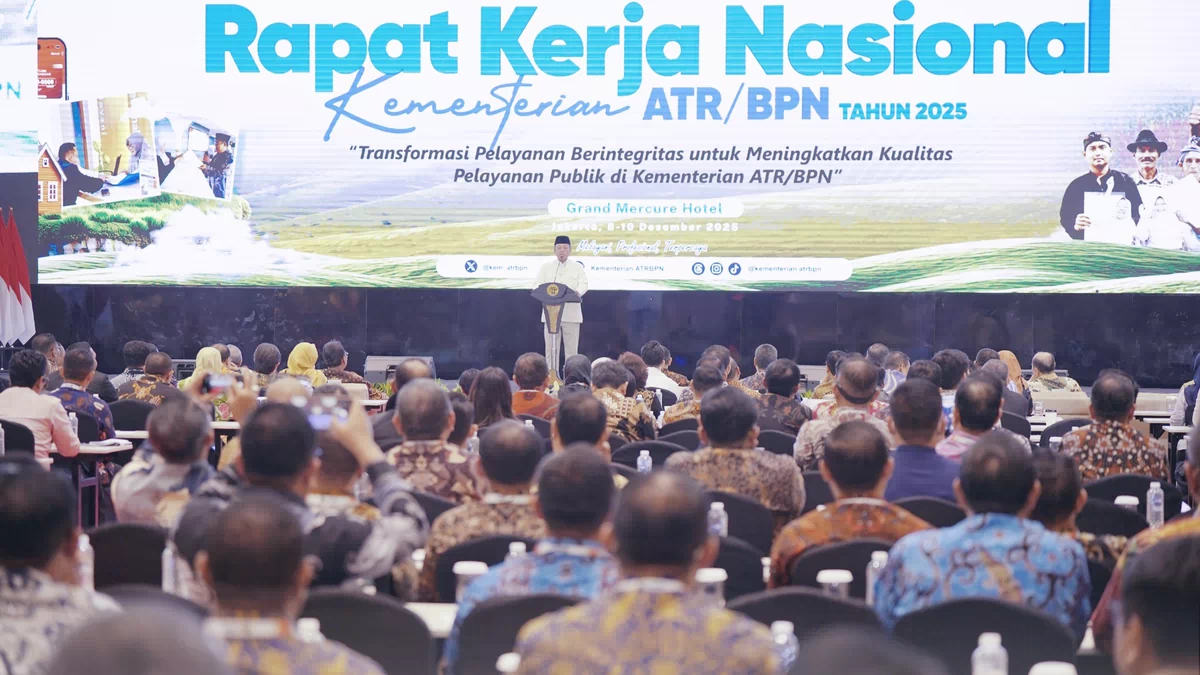 Buka Rakernas 2025, Menteri Nusron: Tingkatkan Pelayanan kepada Masyarakat