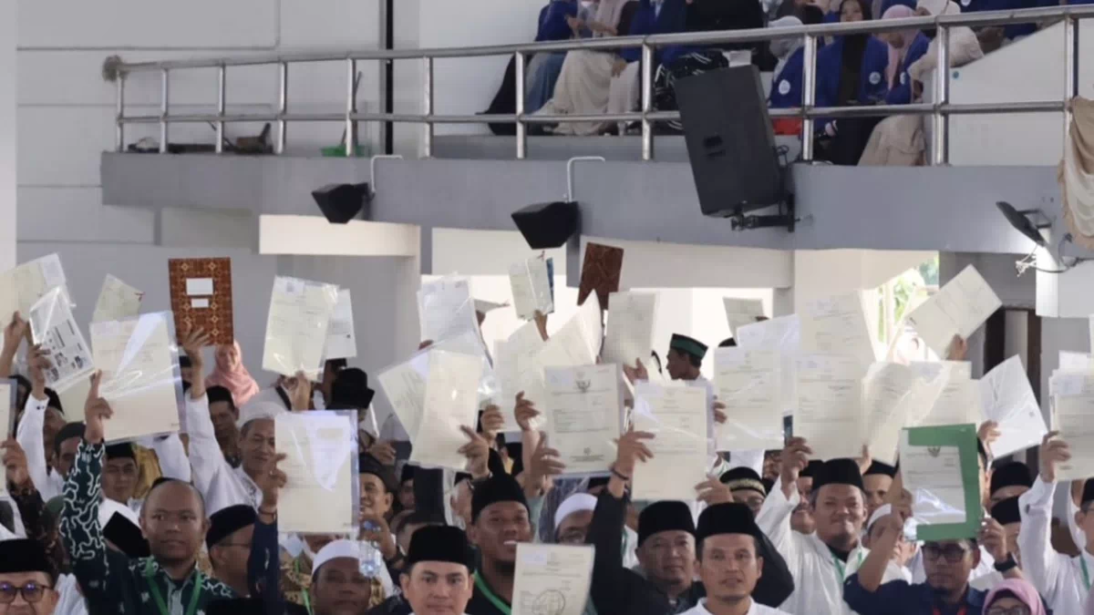 Selembar Sertipikat Menjaga Amanah Tanah Wakaf