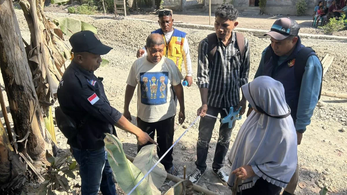 Penuhi Permohonan Kasat Reskrim Polres Alor, Kantah Alor Ukur Pengembalian Batas Tanah di Kelurahan Kabir