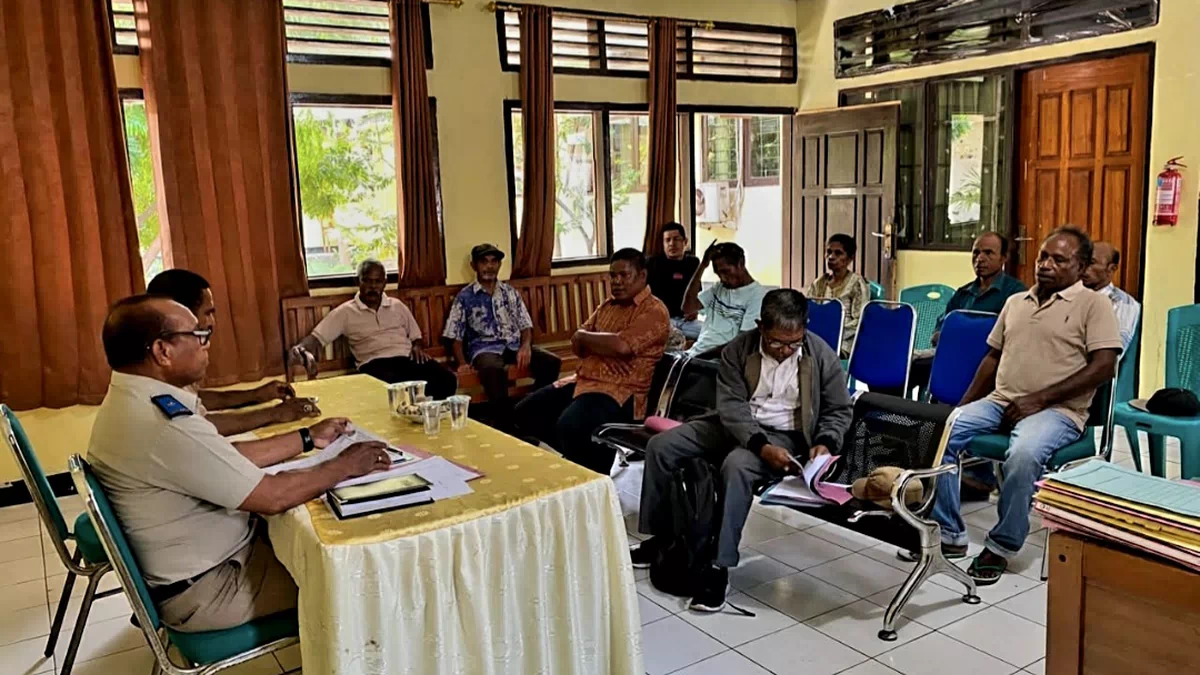 Kantah Alor Mediasi Sengketa Sebidang Tanah di Kelurahan Kabola