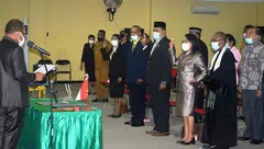 Pesan Pendeta dan Alasan Bupati Alor Merotasi Kadis BPBD dan Kadis Kominfo