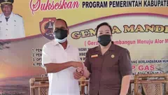 Pagi Berdamai, Sore Tampil Bersama di Paripurna DPRD Alor, dan Harapan Warganet