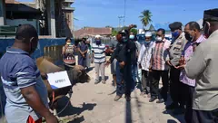Serahkan Sapi Kurban dari Gubernur NTT. Bupati Alor: Jangan Lihat Besar Kecilnya
