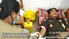 Selaras Tema HBA 63, Kejari Alor Sumbangkan 60 Kantong Darah Ke RSD Kalabahi