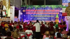 Ibadah Syukur Natal dan Tahun Baru PUPR Bergema Di Pasar Lama Kalabahi. Zet Libing: Jangan Ada Mafia Jual Lapak