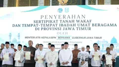 Serahkan 2.532 Sertipikat Tanah Wakaf dan Rumah Ibadah, Menteri Nusron Gagas Percepatan Sertipikasi melalui Kolaborasi
