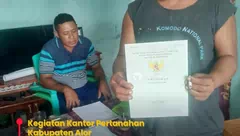 Kantah Alor Serahkan Sertifikat Tanah Residu PTSL di Pantar Barat dan Pantar Barat Laut